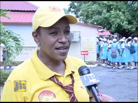 Still from JIS School Zone: Hand Across Wolmers, 10 June 2016. Jamaica Information Service / YouTube.