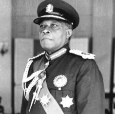 Sir Florizel Augustus Glasspole, Governor-General of Jamaica. Official portrait, Jamaica Information Service