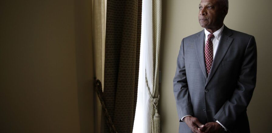 Wayne-Kent Bradshaw, chief executive of Broadway Federal Bank, photographed in a bank branch on Wilshire Boulevard, 2015. Photo: Katie Falkenberg / Los Angeles Times
